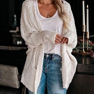 NWOT VICI Best in Snow Pocketed Dolman Cardigan